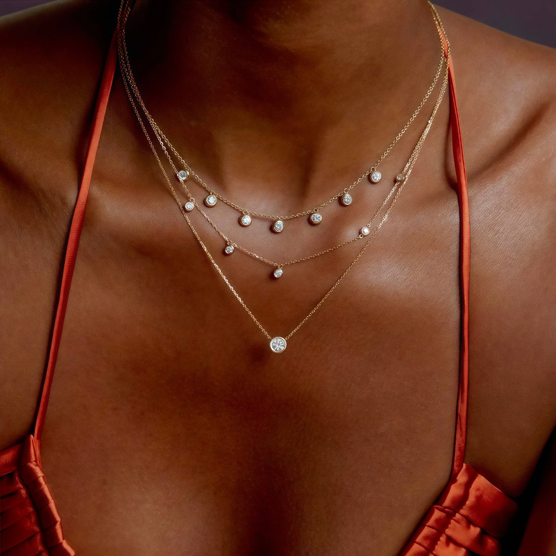 2026 Jewelry Stacking Guide: How to Layer Necklaces & Rings Like a Pro