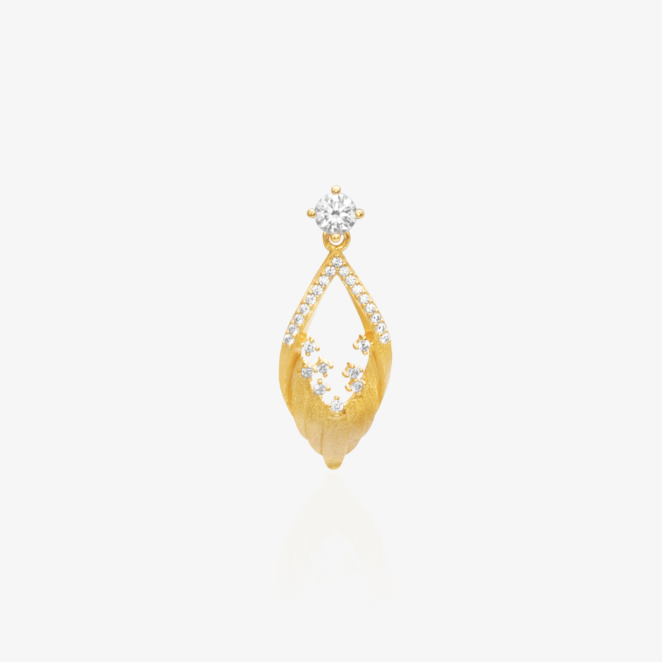 Gold Willow Leaf Pendant — Brushed 18K Gold Plated 925 Silver | Openwork Teardrop Silhouette | High-Carbon Lab Diamond | Elongated Statement Pendant | Pendant Only | ÉLARAMUSE